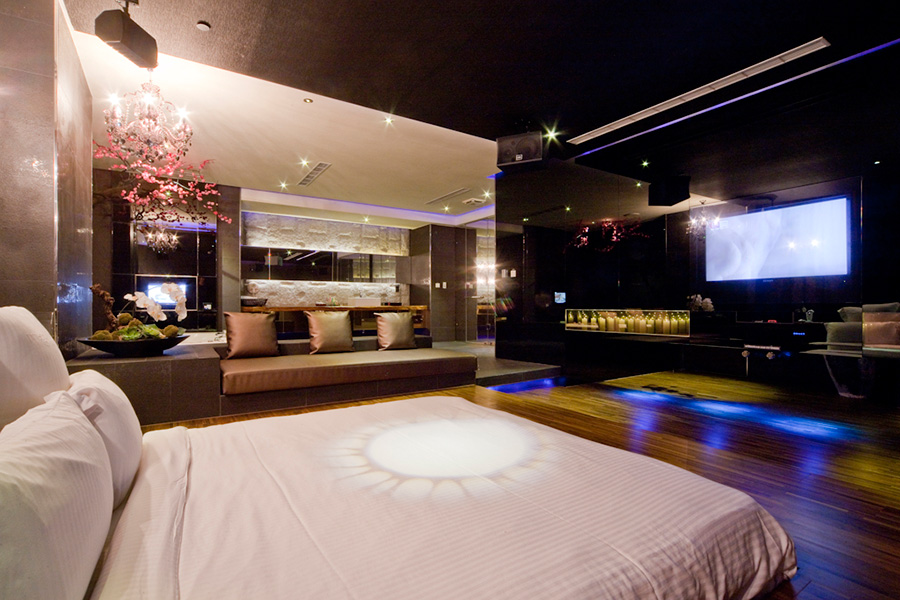 ALL_room_21G01_UuweQ8Ngxv