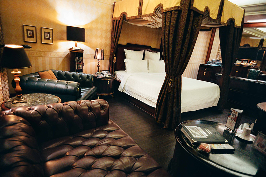 ALL_room_21G14_0WOrsdVjqk