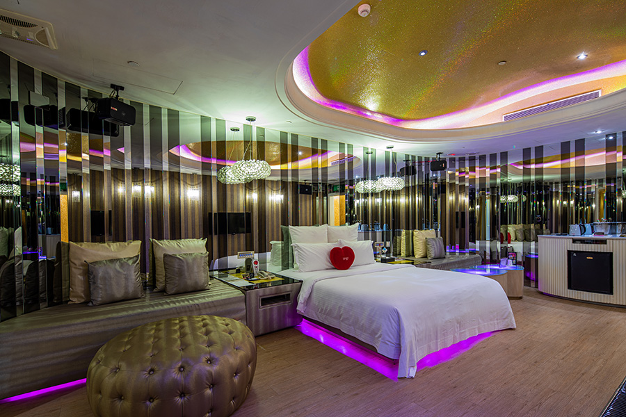 ALL_room_21G02_kJb5hePVTe